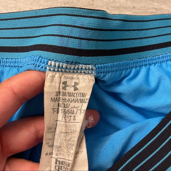 Under Armor Athletic Shorts - Picture 3 of 4